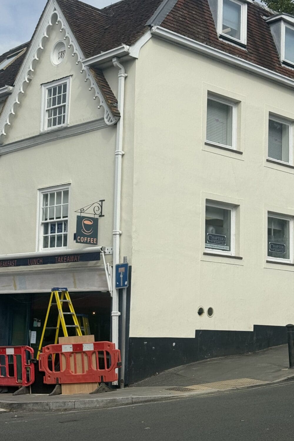 exterior of sorrel social cafe before refurbishment